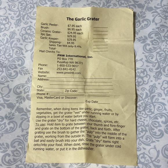 NWOT Hand Painted Ceramic Fine French Great Grater- James Design - Picture 10 of 11